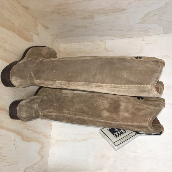 FRYE Women's Melissa Button Boot - Picture 6 of 13